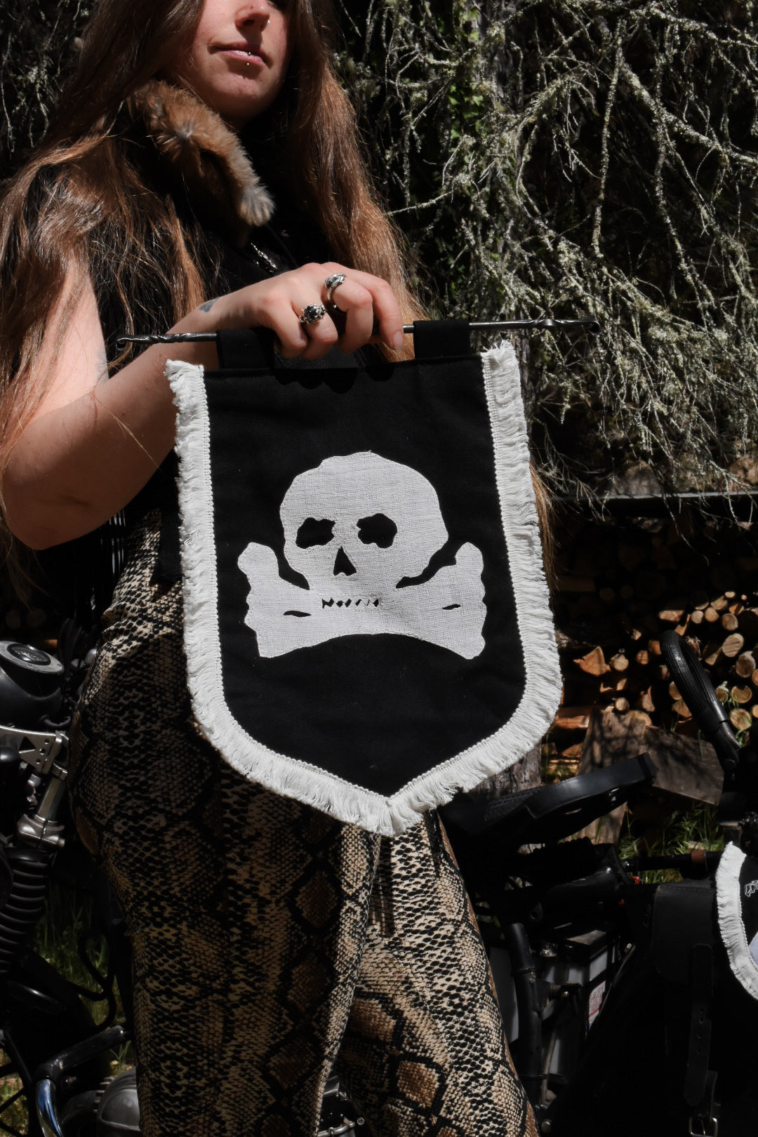 ÉTENDARD SABRETACHE - La Croisée -